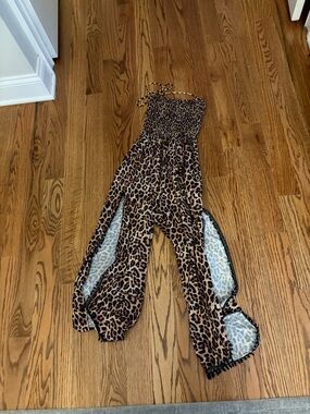 Girls' Leopard Print Smocked Strapless Romper in Brown